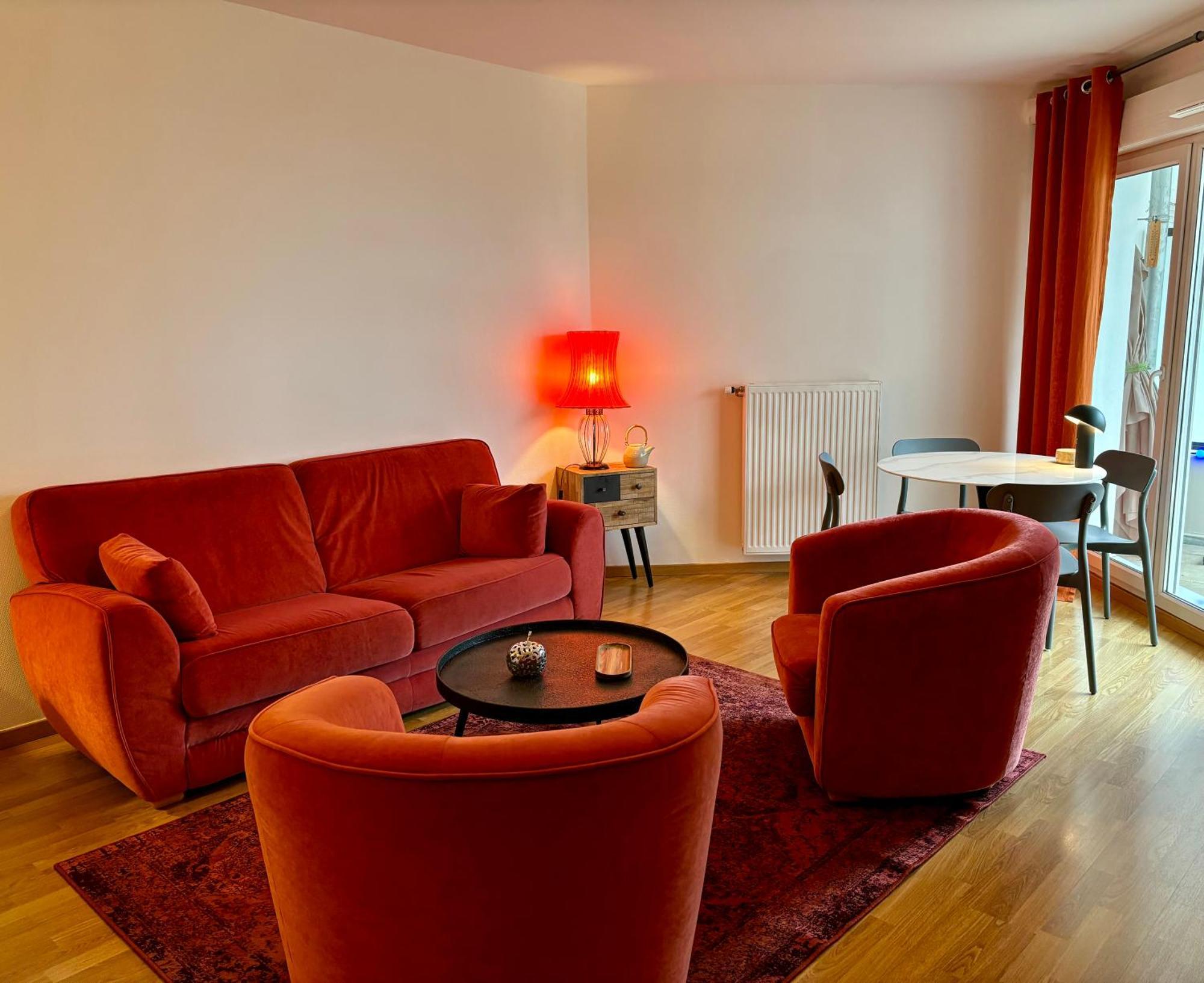 Appartement Proche Centre Parking & Terrasse Besancon Ngoại thất bức ảnh